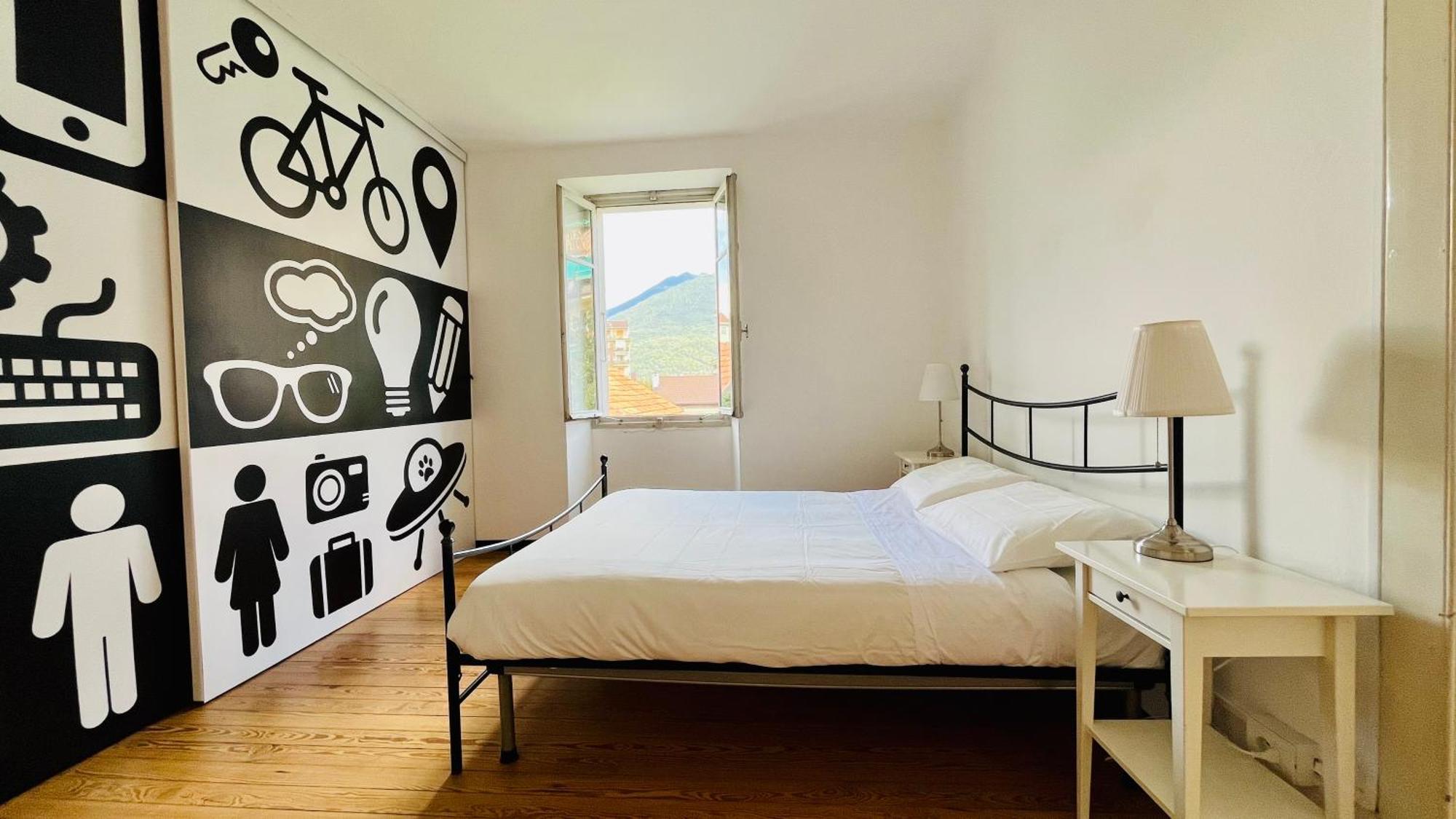 Antica Casa Storica Con Giardino Apartment Domodossola Luaran gambar